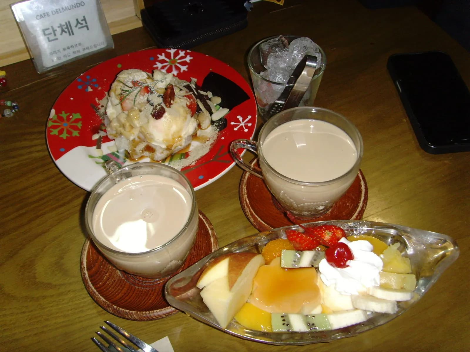 Starting February with my friends in Hongdae — frame 5