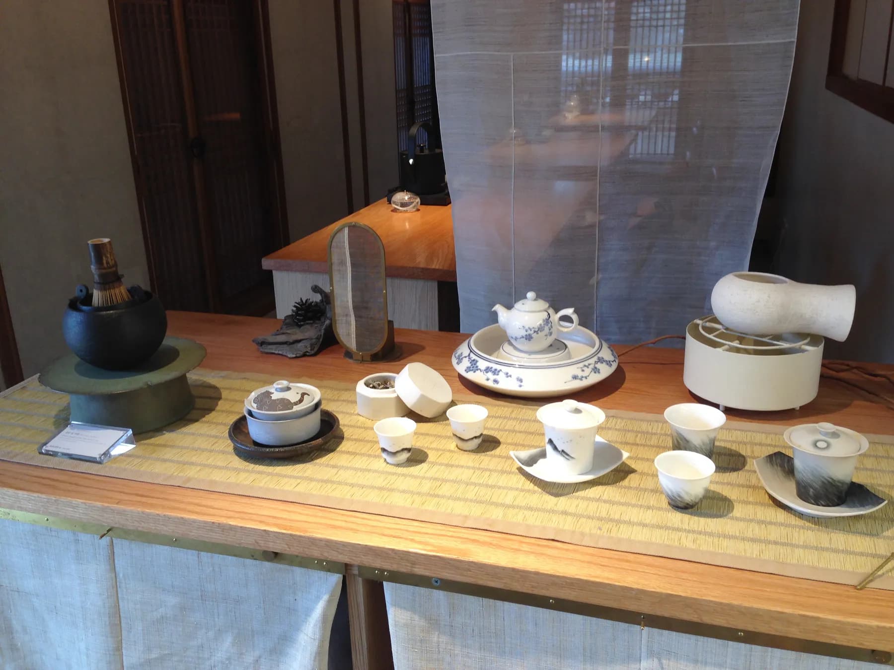 Escaping summer heat in Bukchon — 1