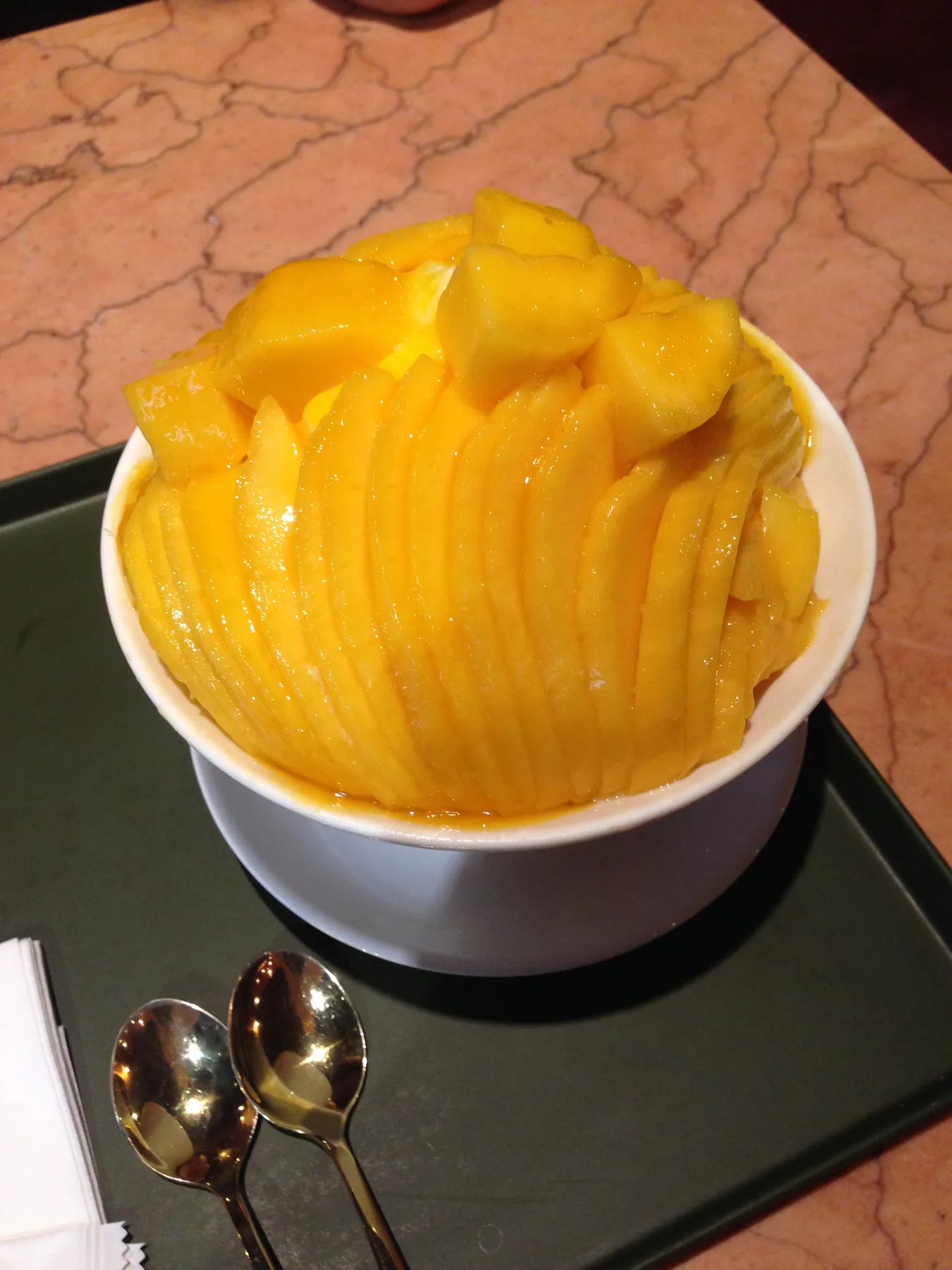 Cachi Hwabang Gangnam — Mango Bingsu — 2