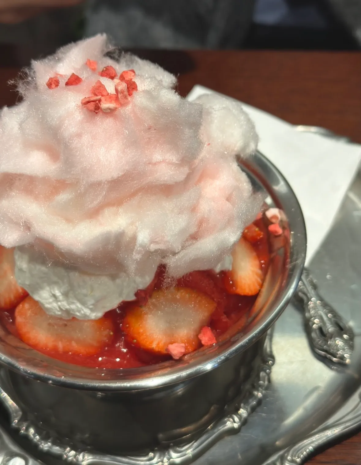 Caffe Mongi Pangyo — Classic Red Bean & Strawberry Cream — 3